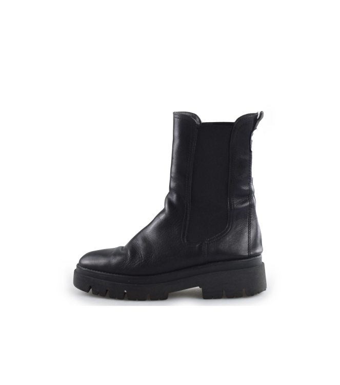 Tamaris Chelsea boots