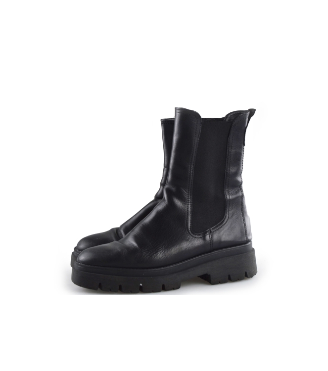 Tamaris Chelsea boots