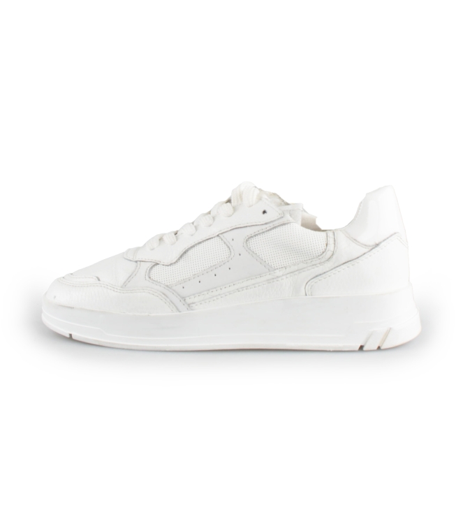 Omoda Sneakers