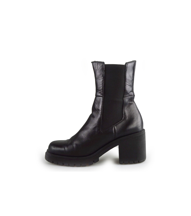 Harpers Chelsea boots