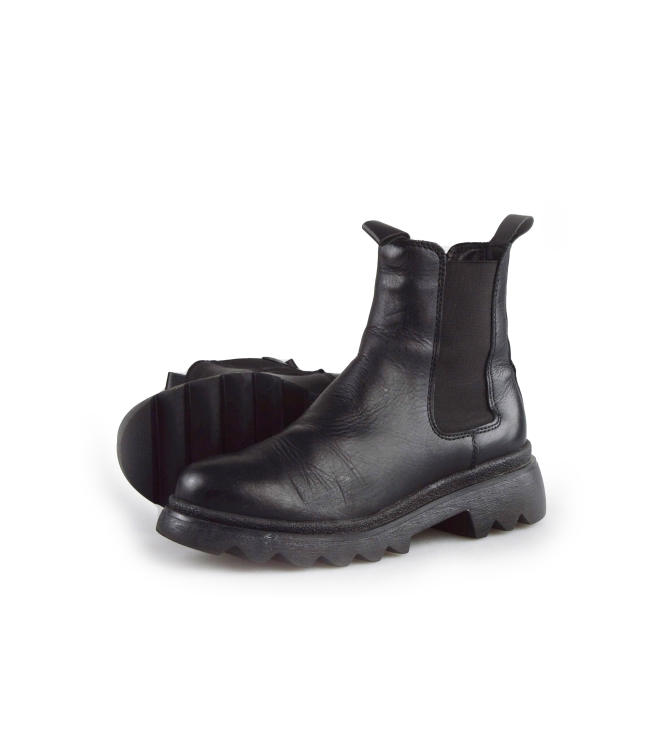 Tamaris Chelsea boots