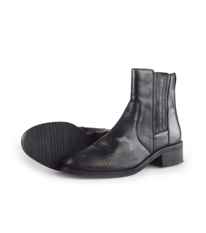 Omoda Chelsea boots
