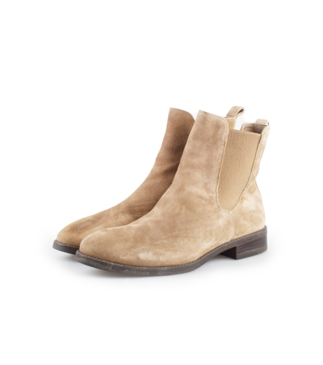 Unisa Chelsea boots