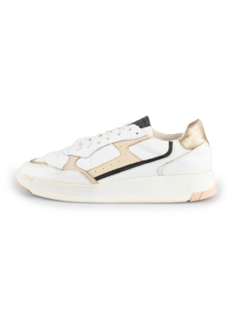 Omoda Sneakers