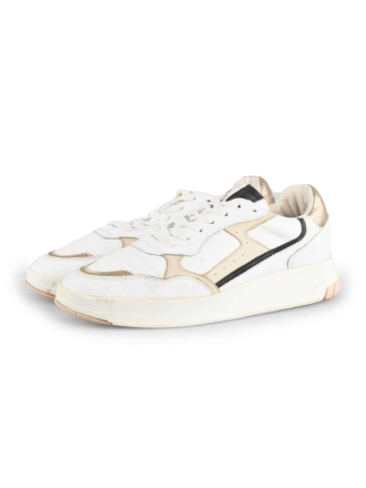 Omoda Sneakers