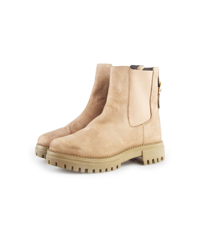 DSTRCT Chelsea boots
