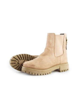 DSTRCT Chelsea boots