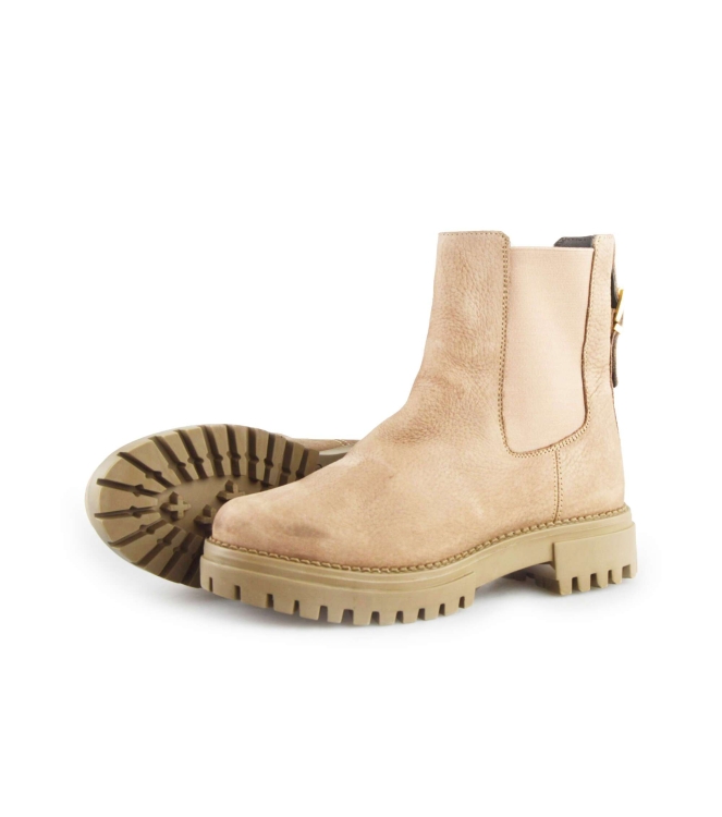 DSTRCT Chelsea boots