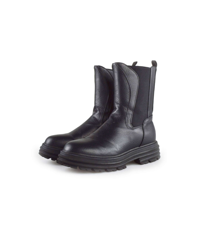 DSTRCT Chelsea boots