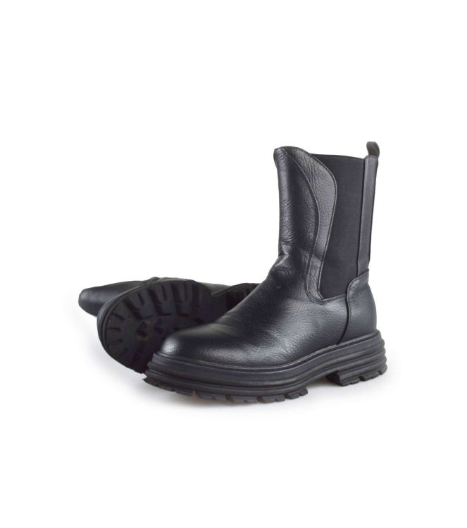 DSTRCT Chelsea boots