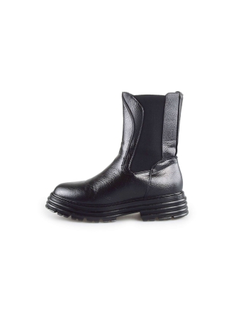 DSTRCT Chelsea boots