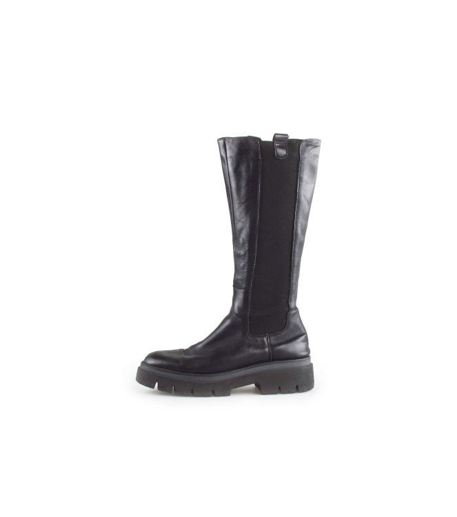 Tamaris Chelsea boots