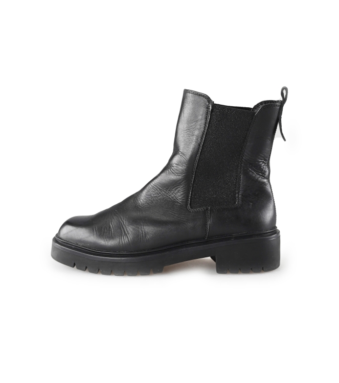 Tamaris Chelsea boots