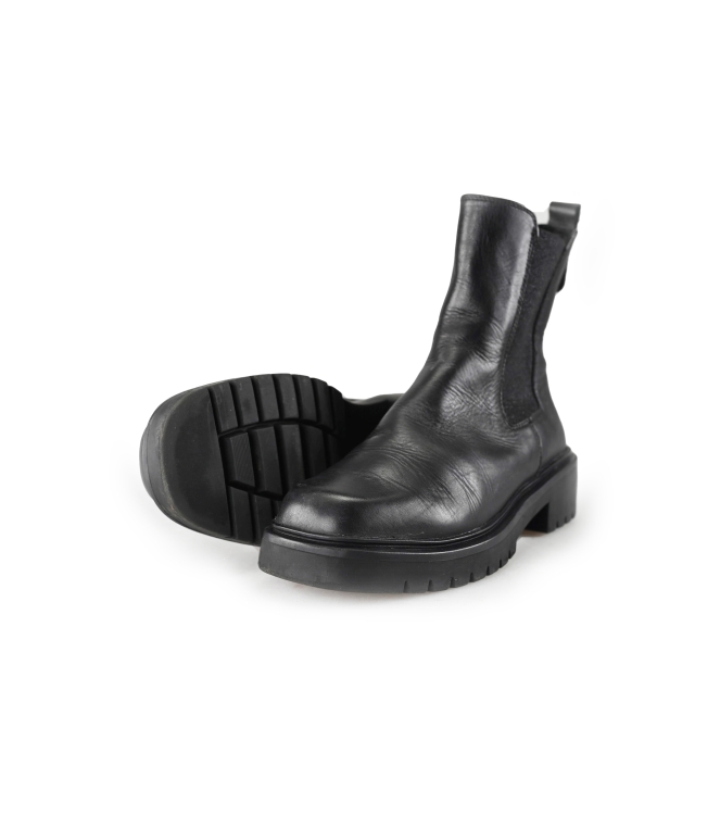 Tamaris Chelsea boots