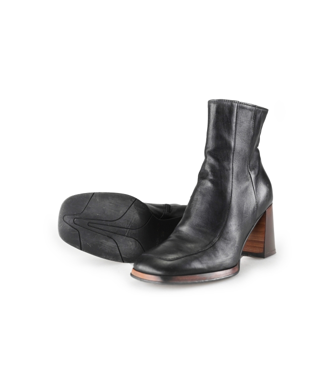 Nero Giardini Enkellaarzen