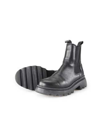 Tamaris Chelsea boots