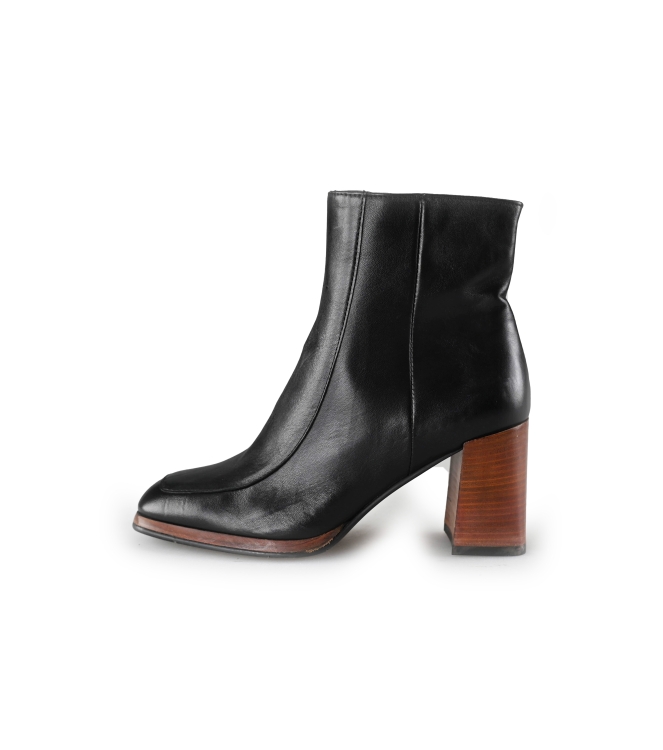 Nero Giardini Enkellaarzen