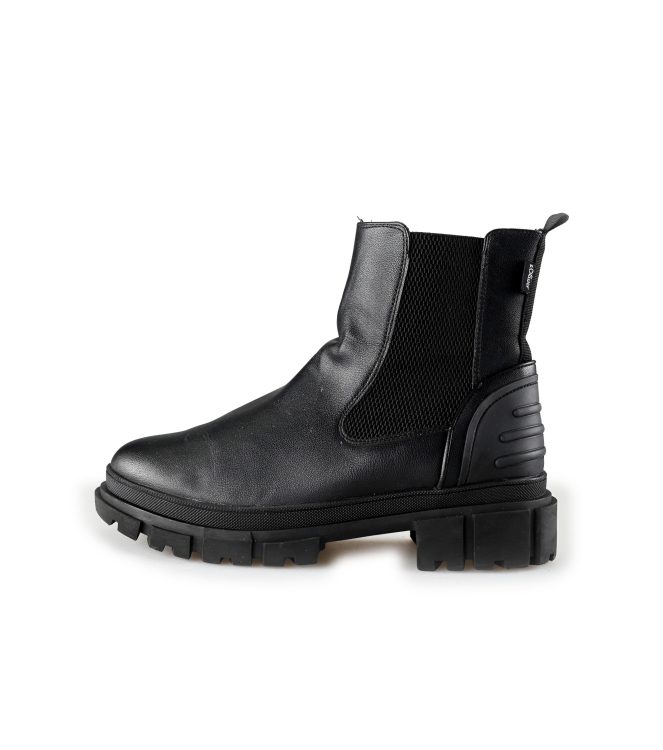 s. Oliver Chelsea boots