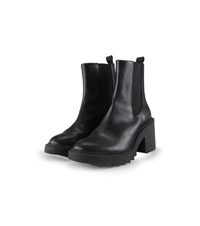 Stradivarius Chelsea boots