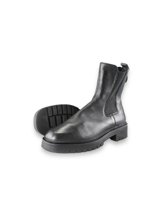 Tamaris Chelsea boots