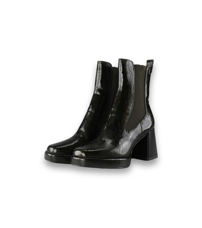 Tamaris Chelsea boots