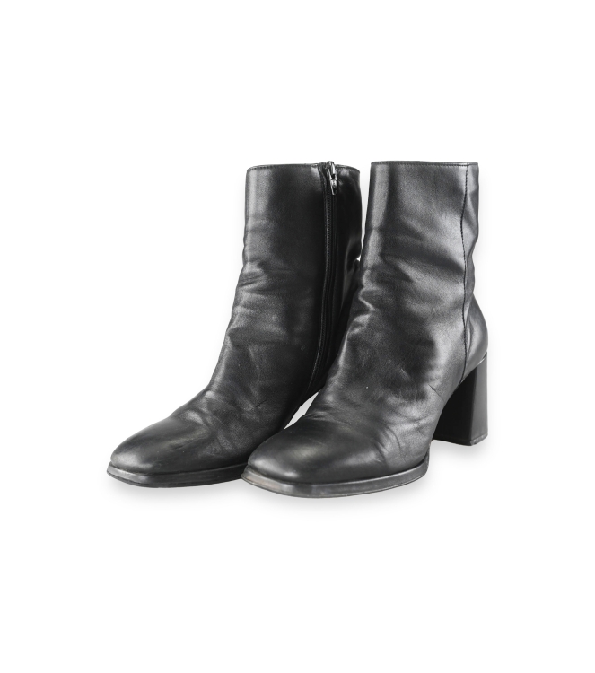 Notre-V Enkellaarzen