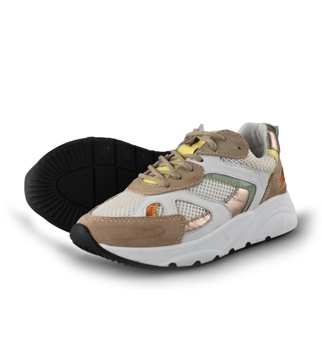 Lina Locchi Sneakers