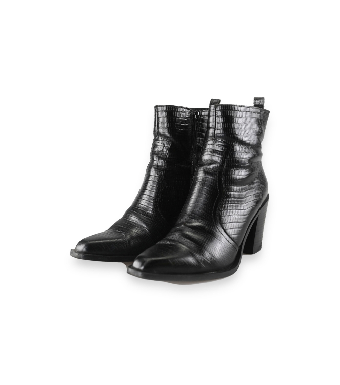 Lina Locchi Enkellaarzen