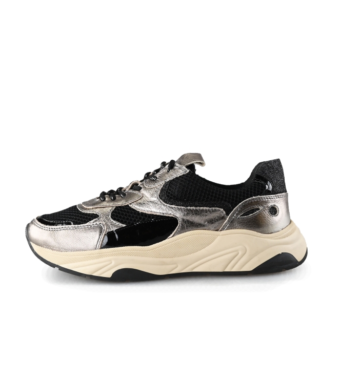 Lina Locchi Sneakers