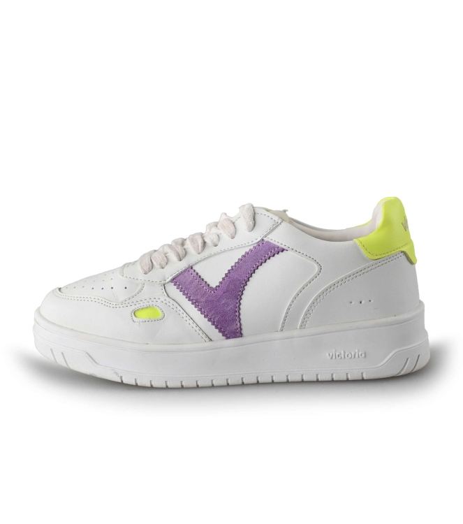 Victoria Sneakers