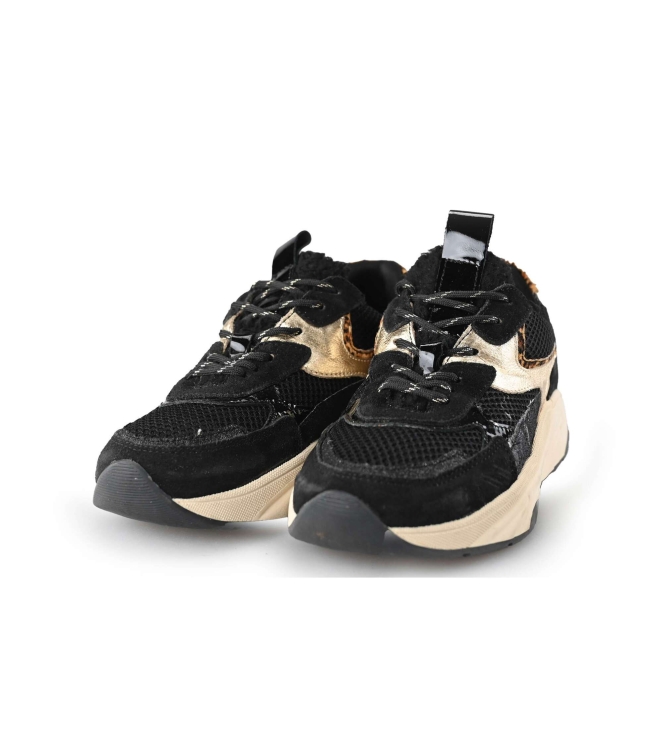 Lina Locchi Sneakers