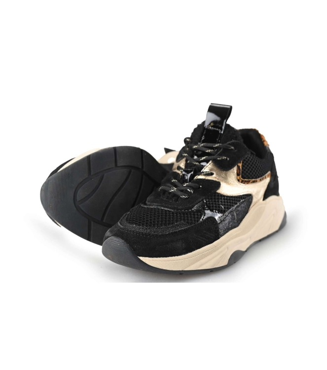 Lina Locchi Sneakers