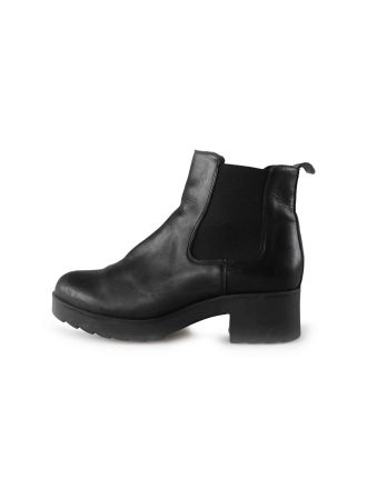 Poelman Chelsea boots