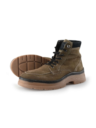 Outfielder Veterboots