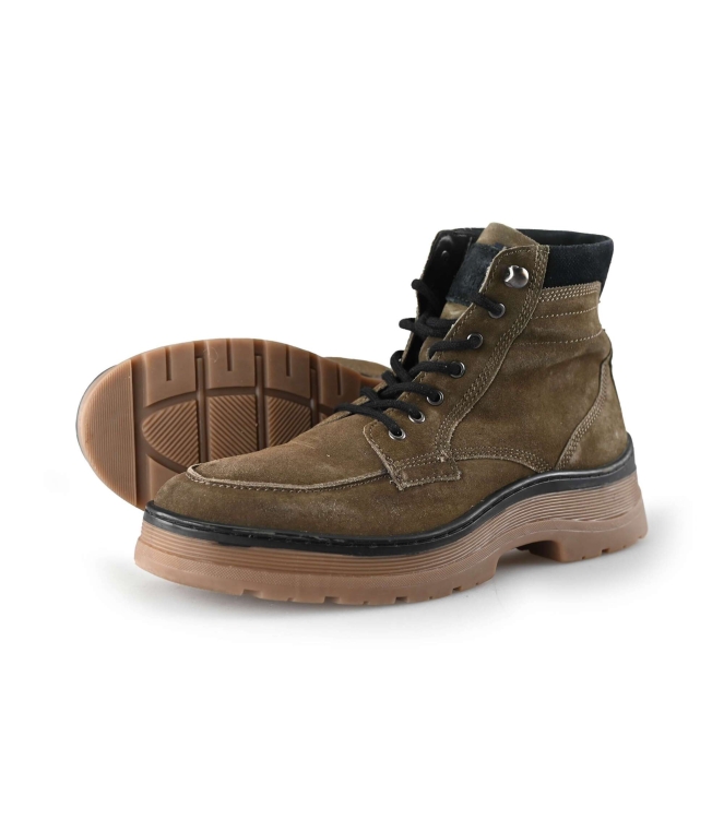 Outfielder Veterboots