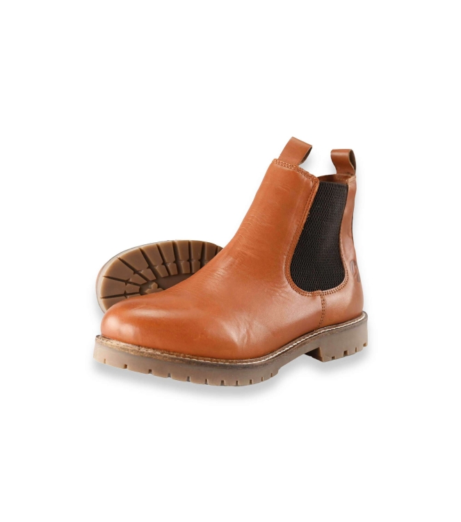 Travelin Chelsea boots