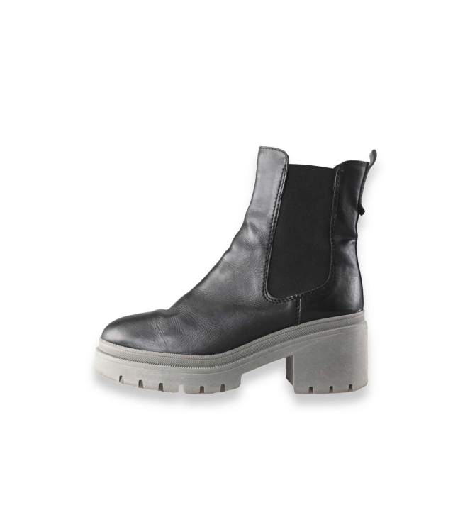 Tamaris Chelsea boots