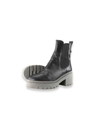 Tamaris Chelsea boots