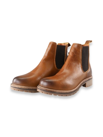 Travelin Chelsea boots