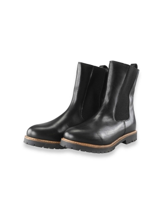 Travelin Chelsea boots