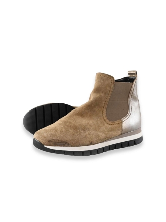 Gabor Chelsea boots