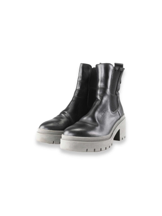 Tamaris Chelsea boots