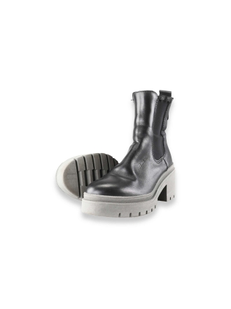 Tamaris Chelsea boots