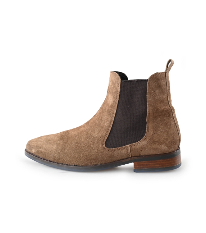 Recall Chelsea boots