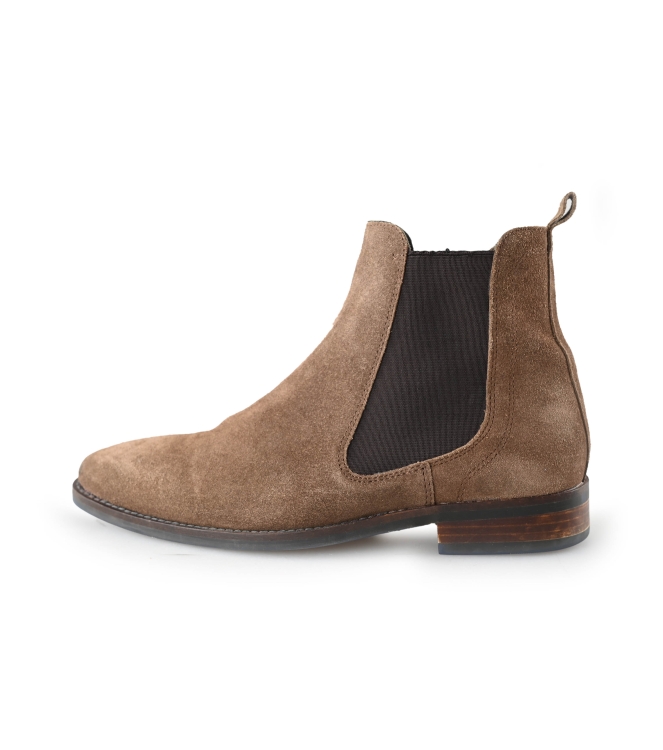 Recall Chelsea boots