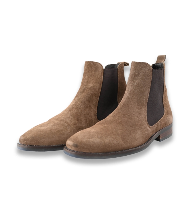 Recall Chelsea boots
