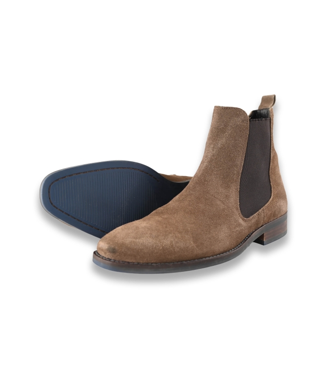 Recall Chelsea boots