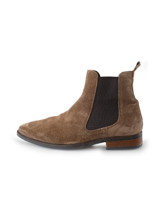Recall Chelsea boots