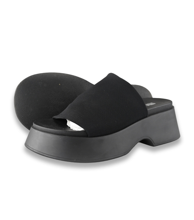 Steve Madden Slippers