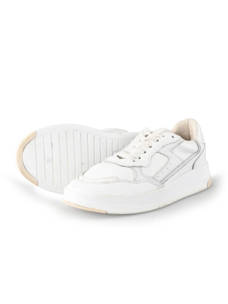 Omoda Sneakers